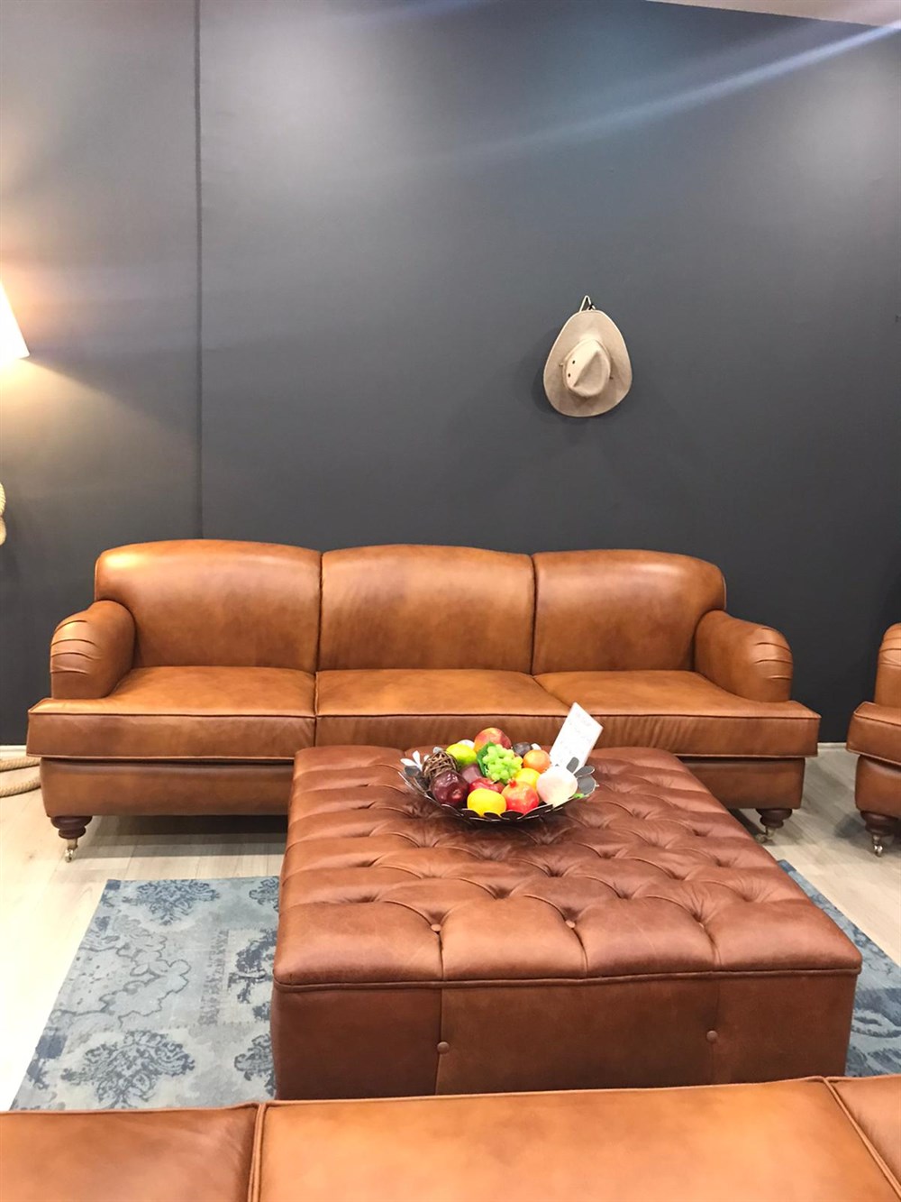 3A MOBİLYA KİNG EDWARD REAL  İTALİAN LEATHER  SOFA  3+3+1+1+PUF