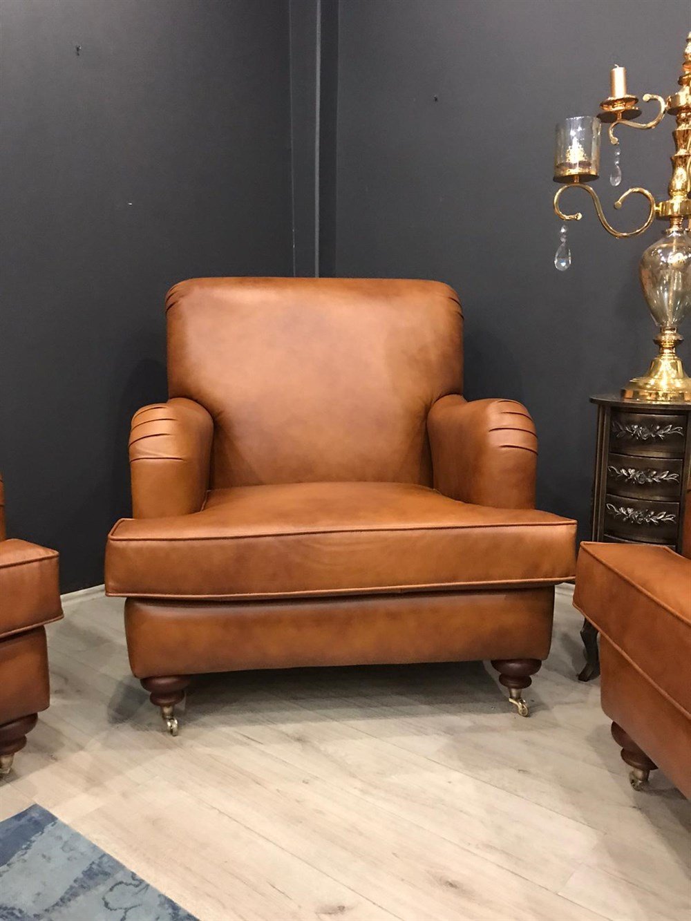 3A MOBİLYA KİNG EDWARD REAL  İTALİAN LEATHER  SOFA  3+3+1+1+PUF