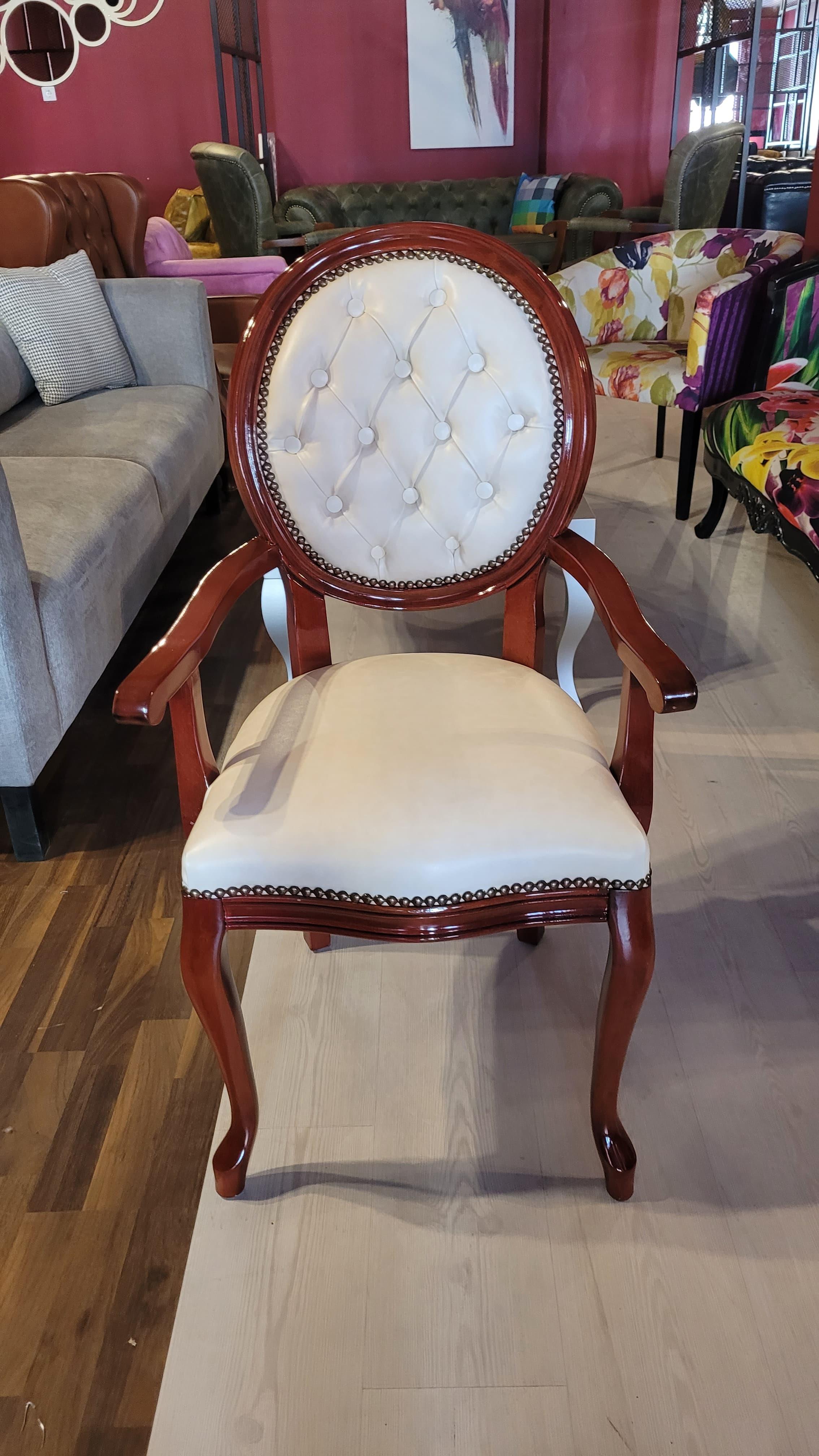 3A MOBİLYA MADALYON KOLLU SANDALYE