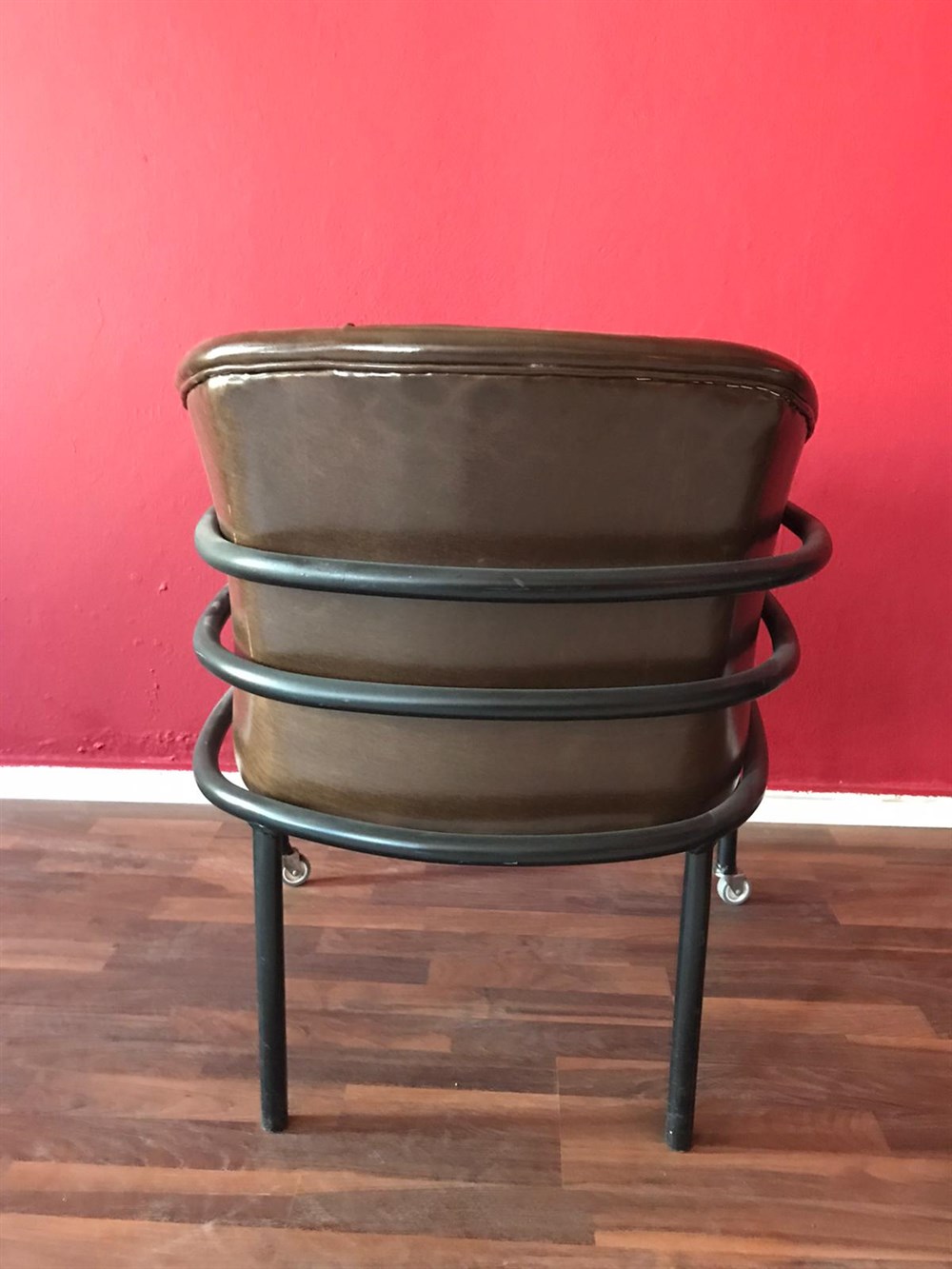 3A MOBİLYA METAL OVAL BERJER 