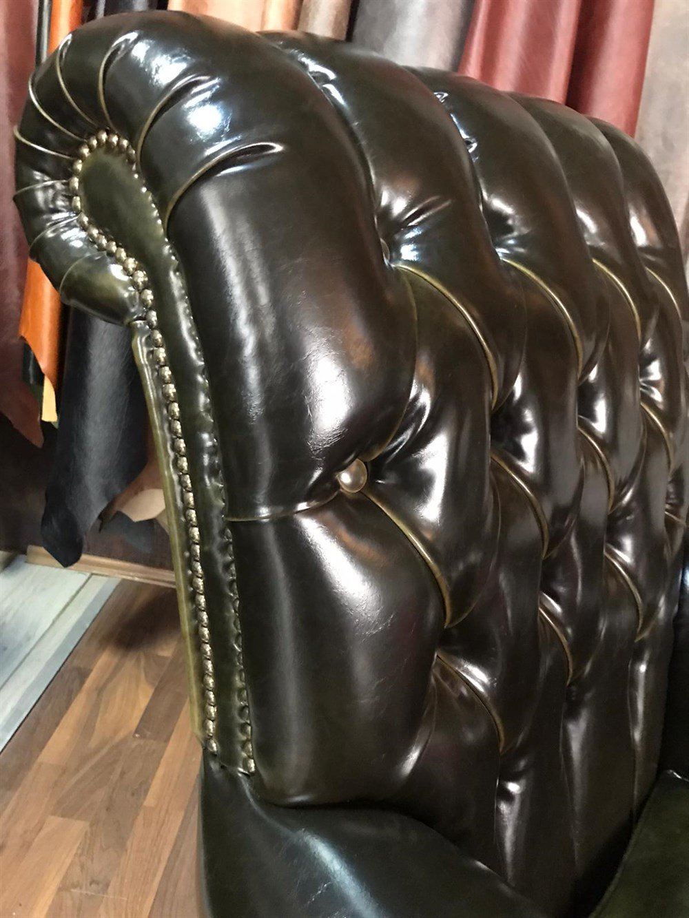 3A MOBİLYA OYMALI KARTAL KOLTUK  + 2 BERJER 