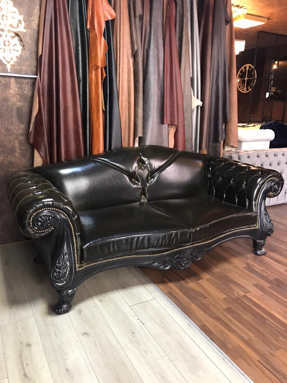 3A MOBİLYA OYMALI KARTAL KOLTUK  + 2 BERJER 