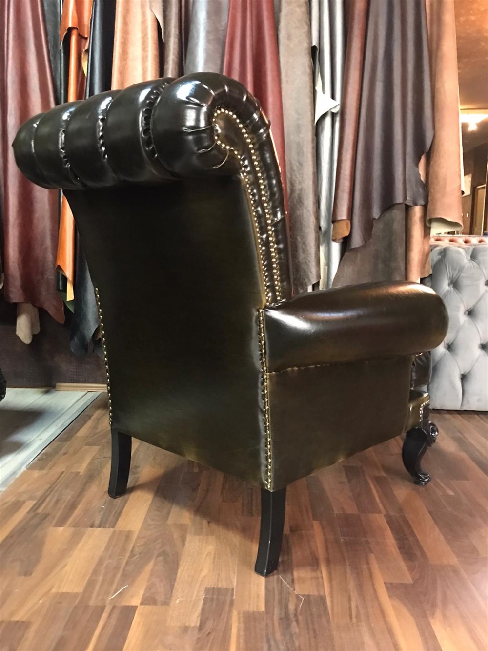 3A MOBİLYA OYMALI KARTAL KOLTUK  + 2 BERJER 