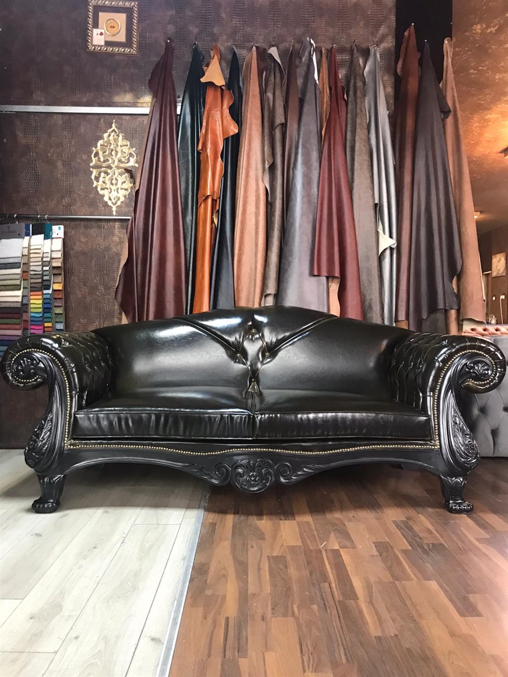 3A MOBİLYA OYMALI KARTAL KOLTUK  + 2 BERJER 