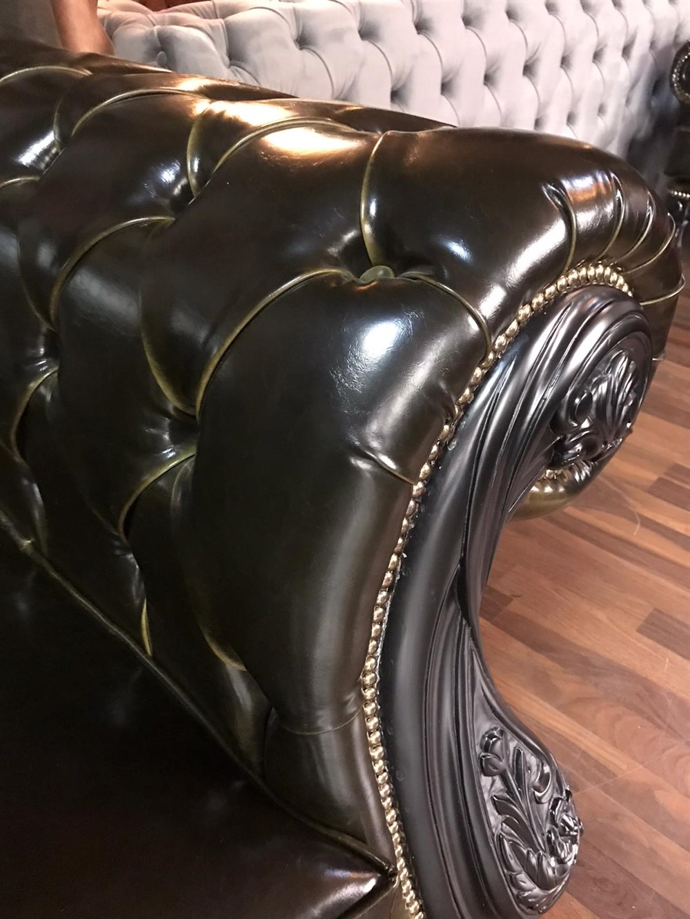 3A MOBİLYA OYMALI KARTAL KOLTUK  + 2 BERJER 