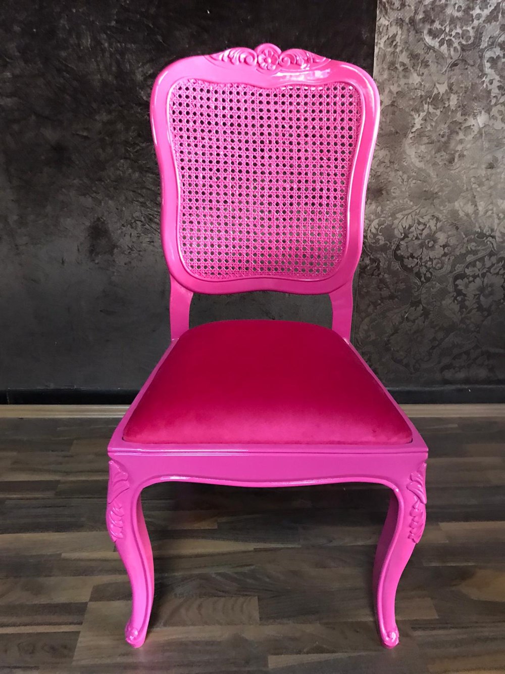 3A Mobilya Oymalı Lükens Ayak Yemek Masası