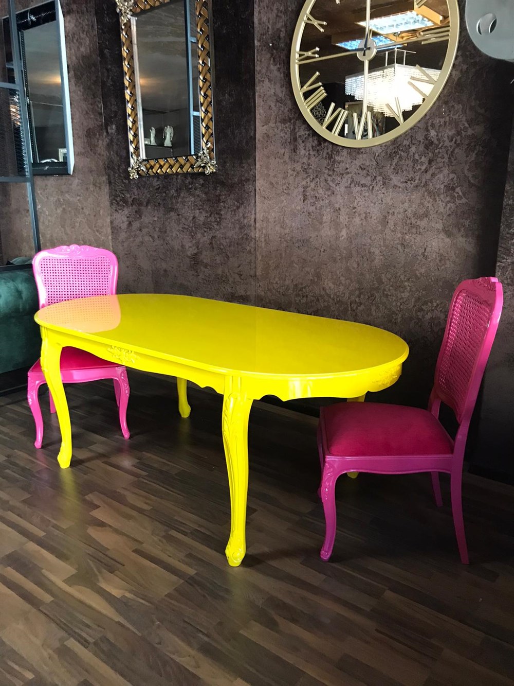 3A Mobilya Oymalı Lükens Ayak Yemek Masası