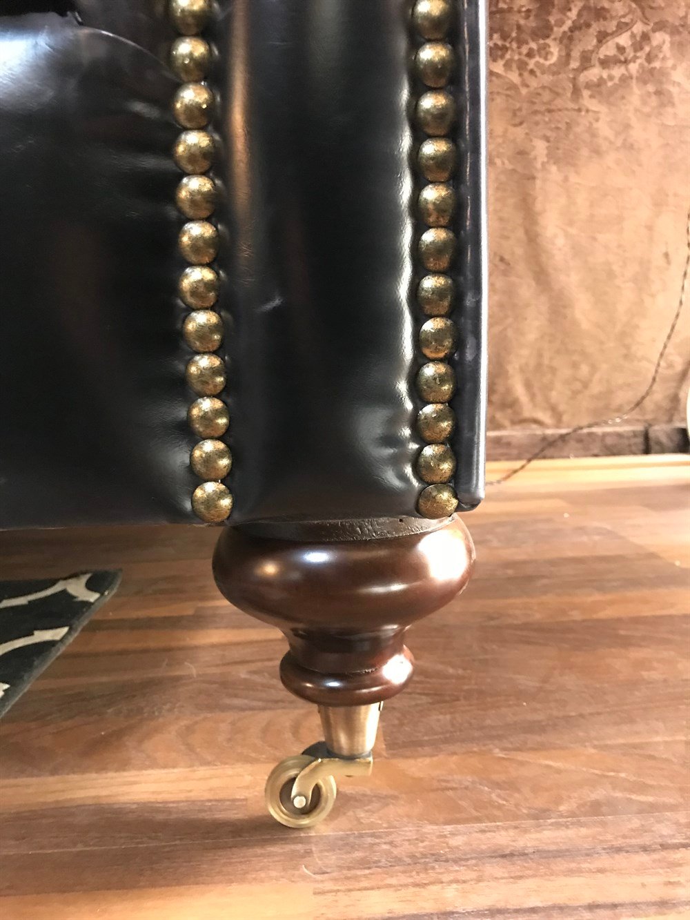 3A MOBİLYA SİYAH PULLAP CHESTERFİELD