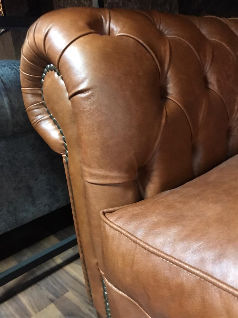 3A PİSA HAKİKİ DERİ CHESTERFİELD