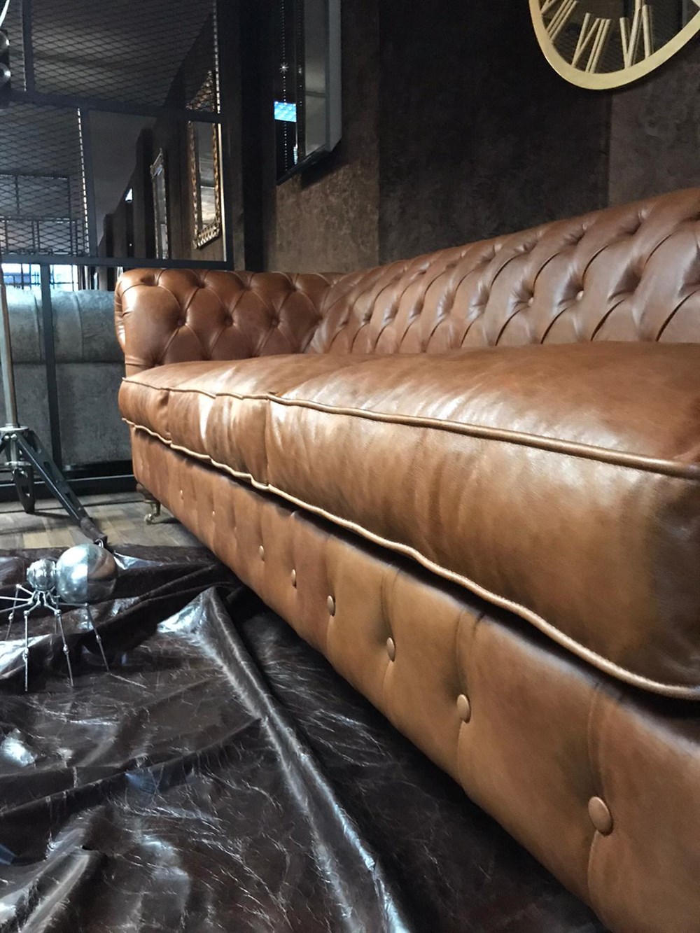 3A PİSA HAKİKİ DERİ CHESTERFİELD