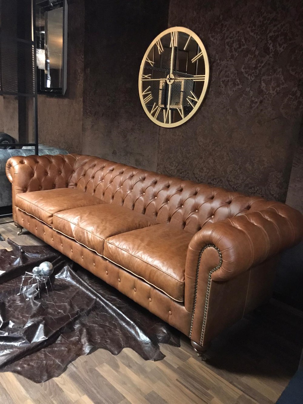 3A PİSA HAKİKİ DERİ CHESTERFİELD