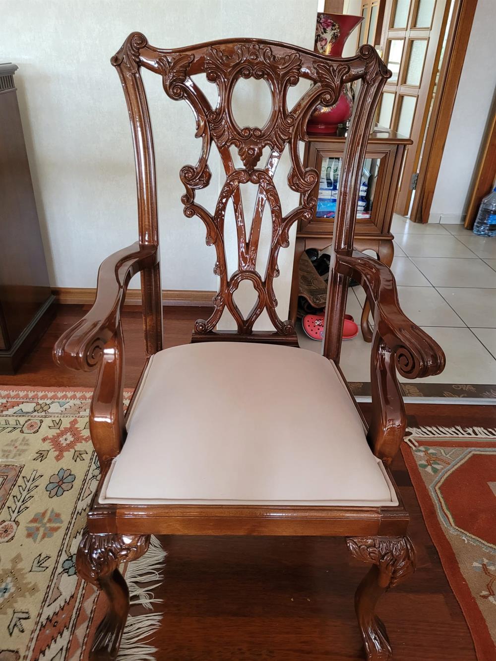 3A PREMİUM YEMEK MASASI AHŞAP EL OYMASI 