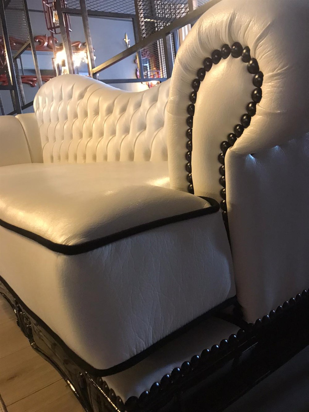 White Angel Klasik Kanepe 