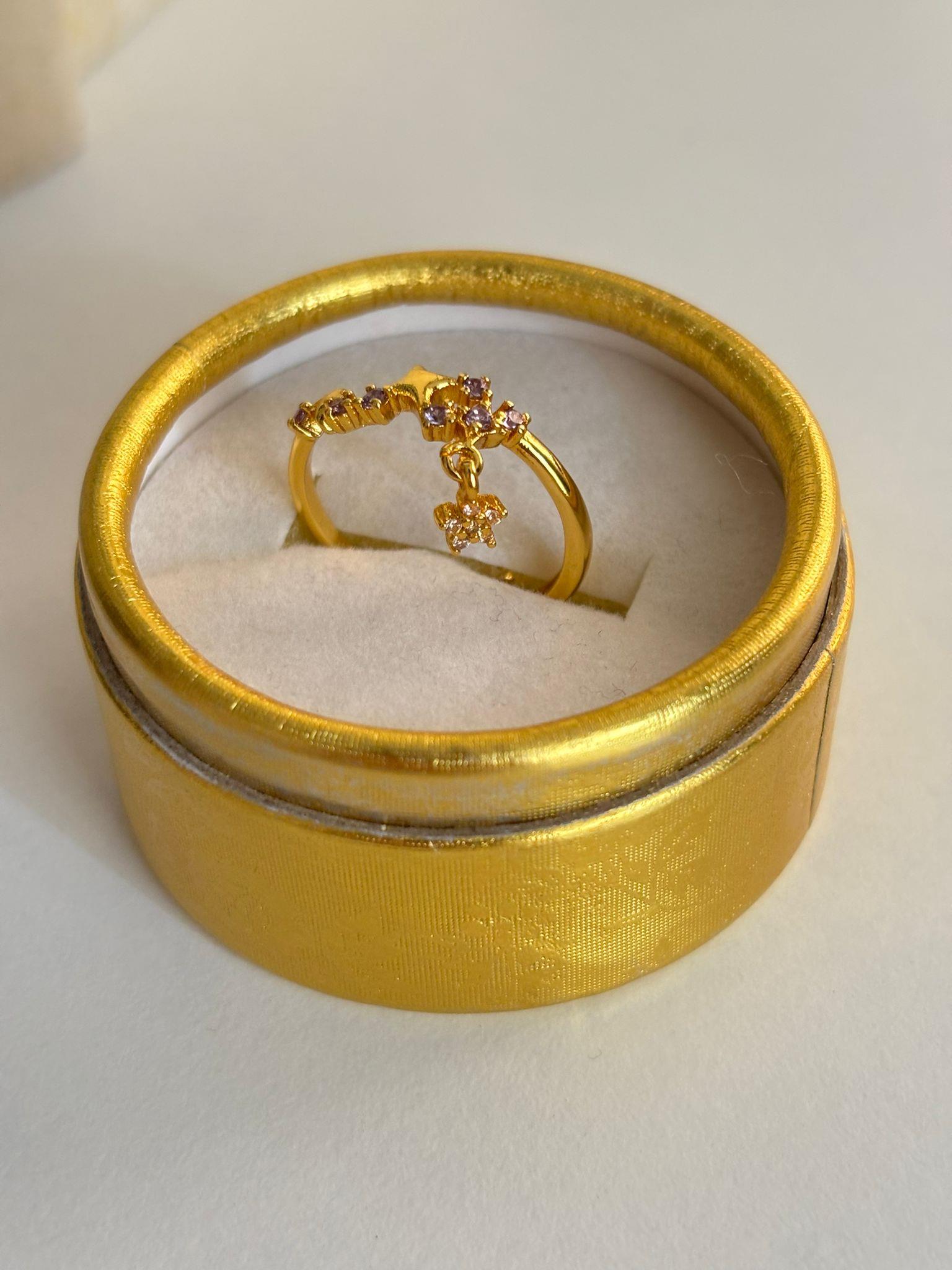 24K Tasarım Sallantılı Yıldız Yüzük