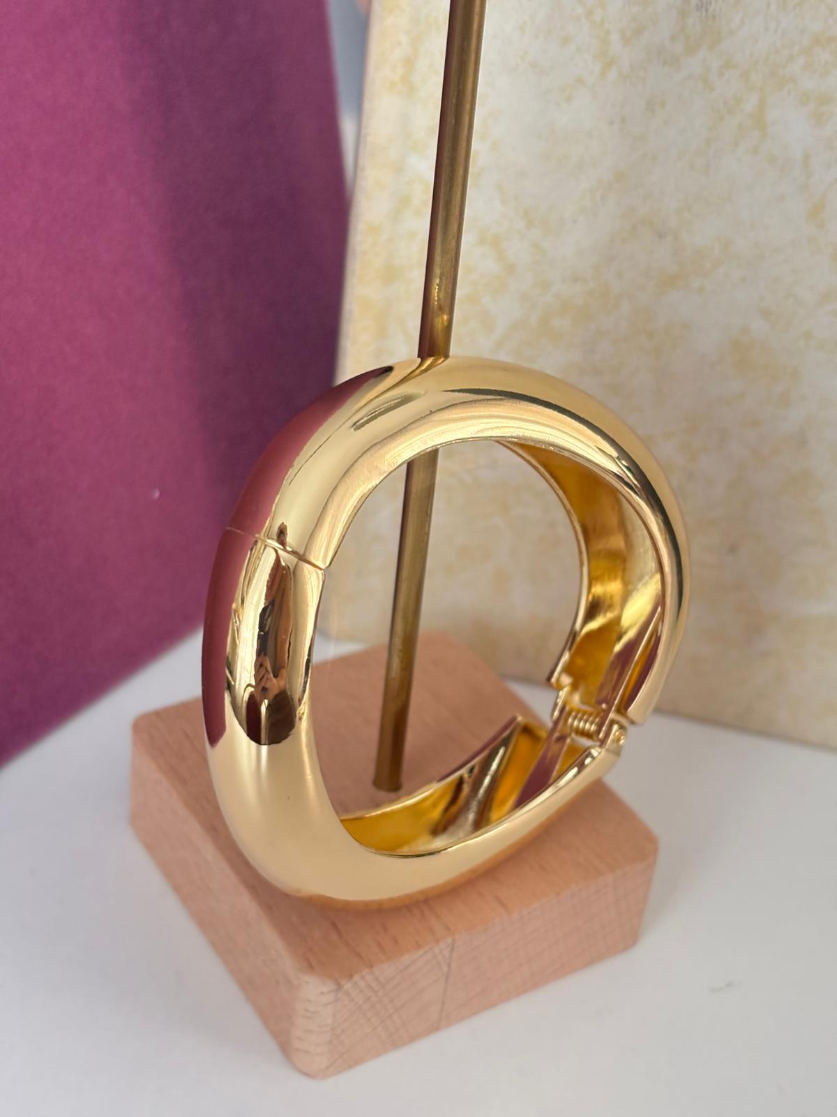 Gold Renk İnce Oval 80'ler Kelepçe
