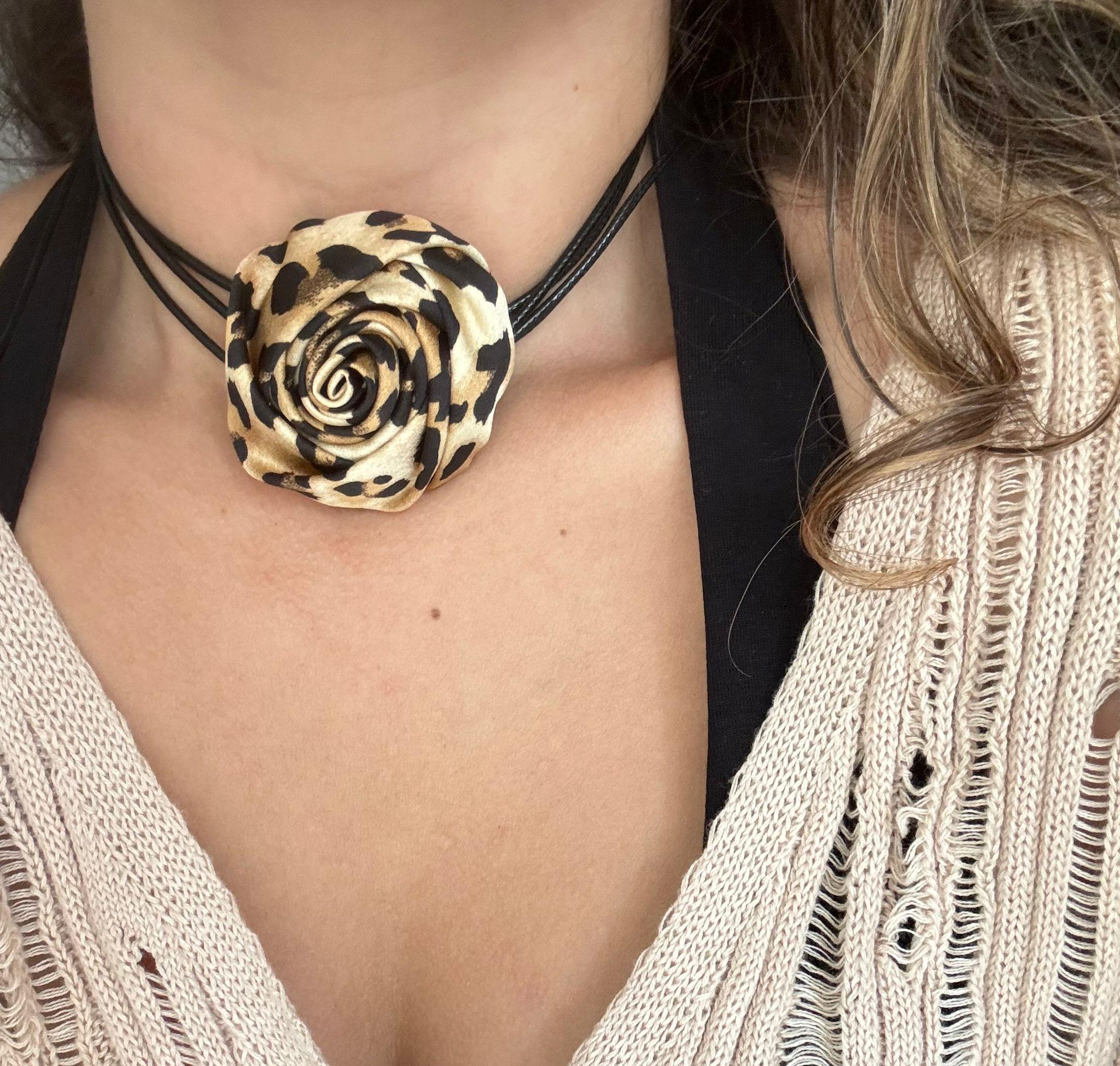 Kahve Leopar Choker
