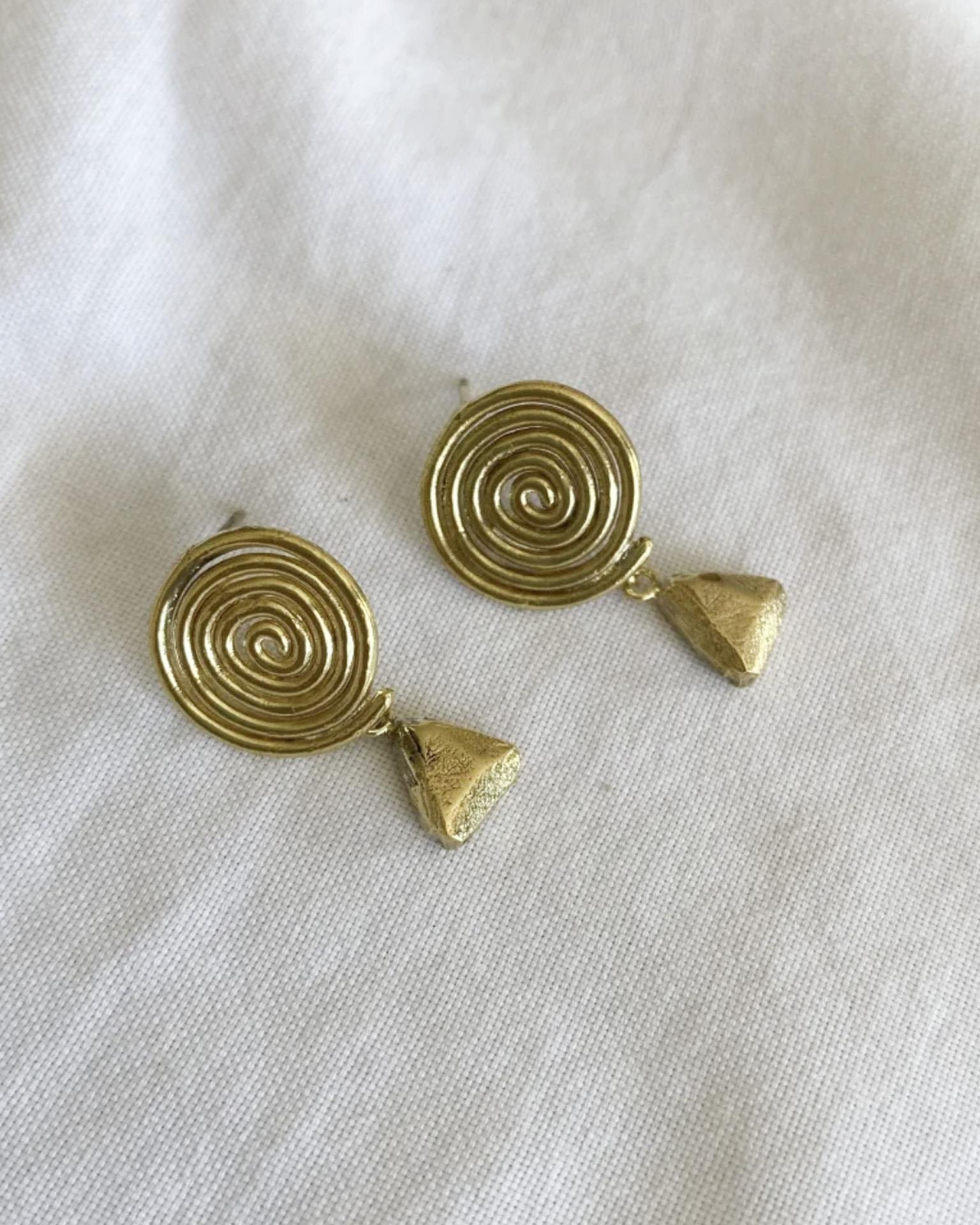 Maja Spiral Küpe