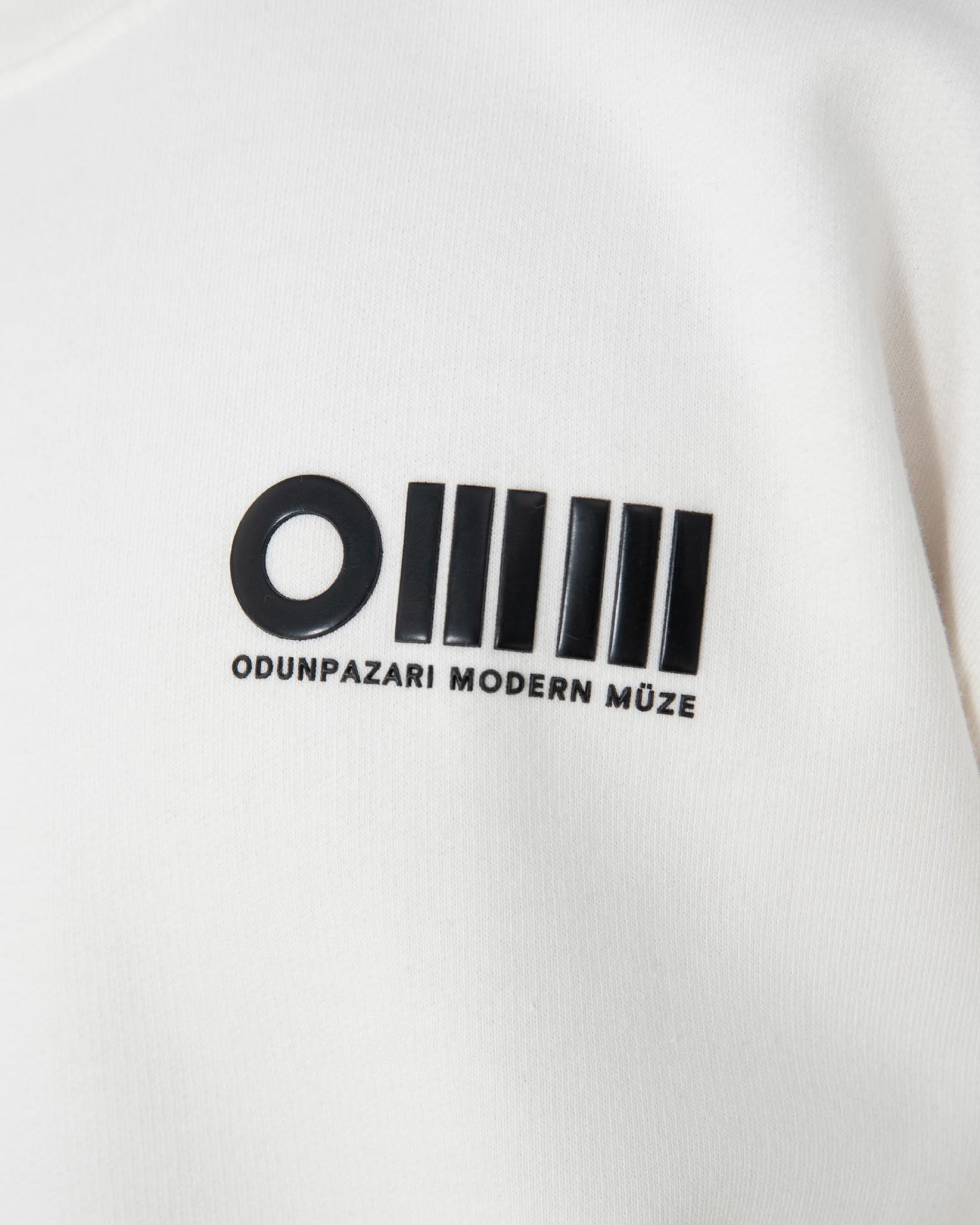OMM Baskılı Unisex Beyaz Sweatshirt