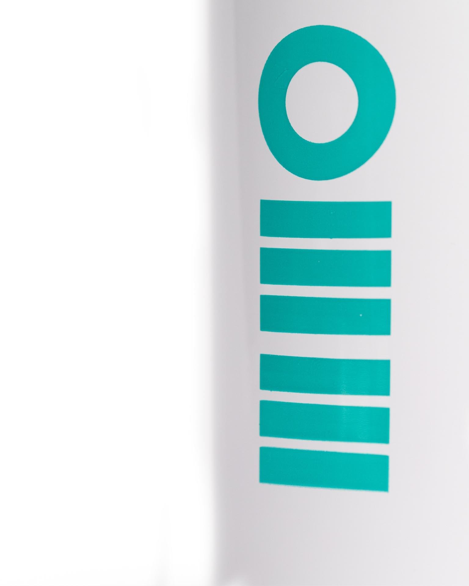 OMM Beyaz Matara - Yeşil Logo