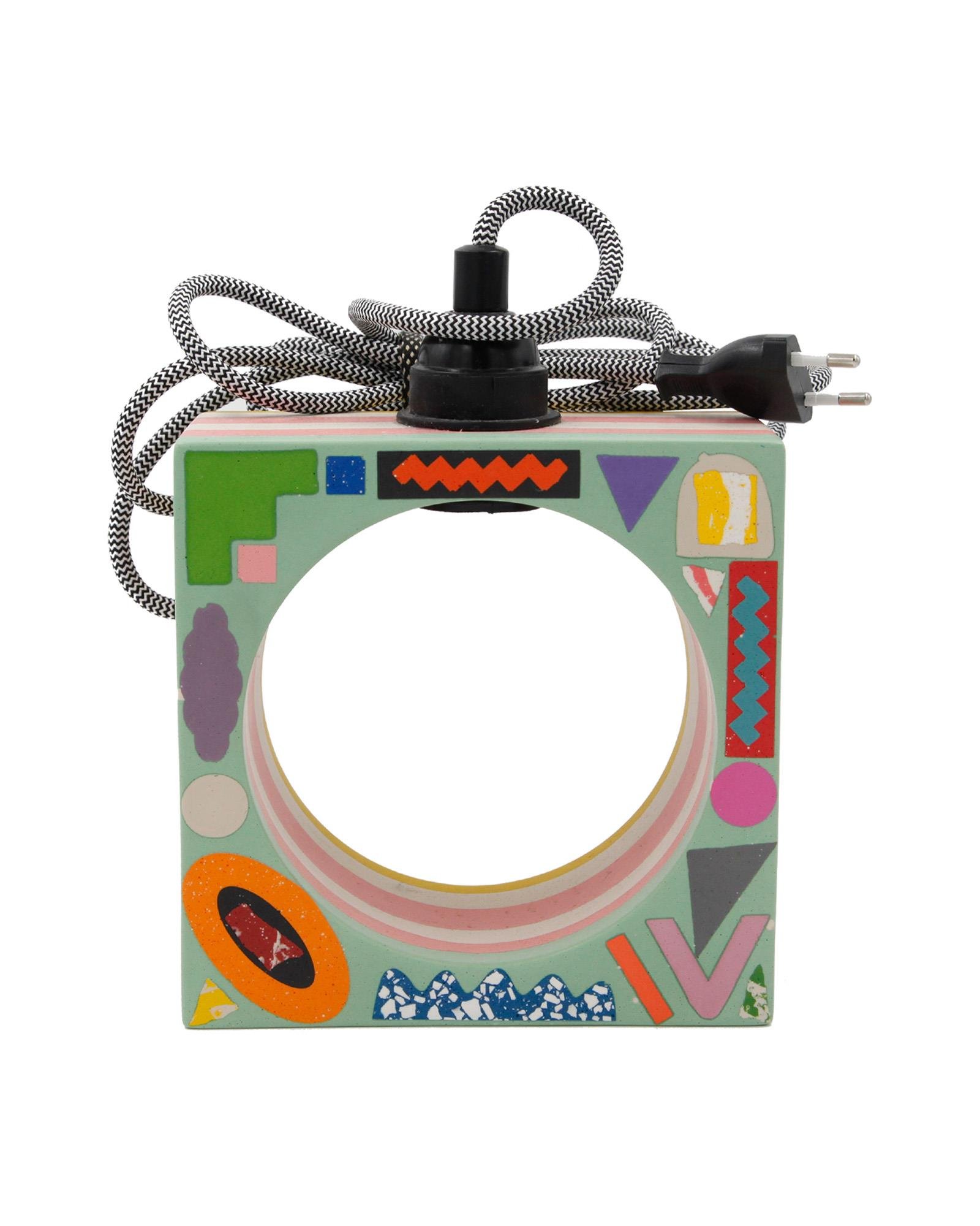 Tehanu Lab Çok Renkli Kare Lamba-II