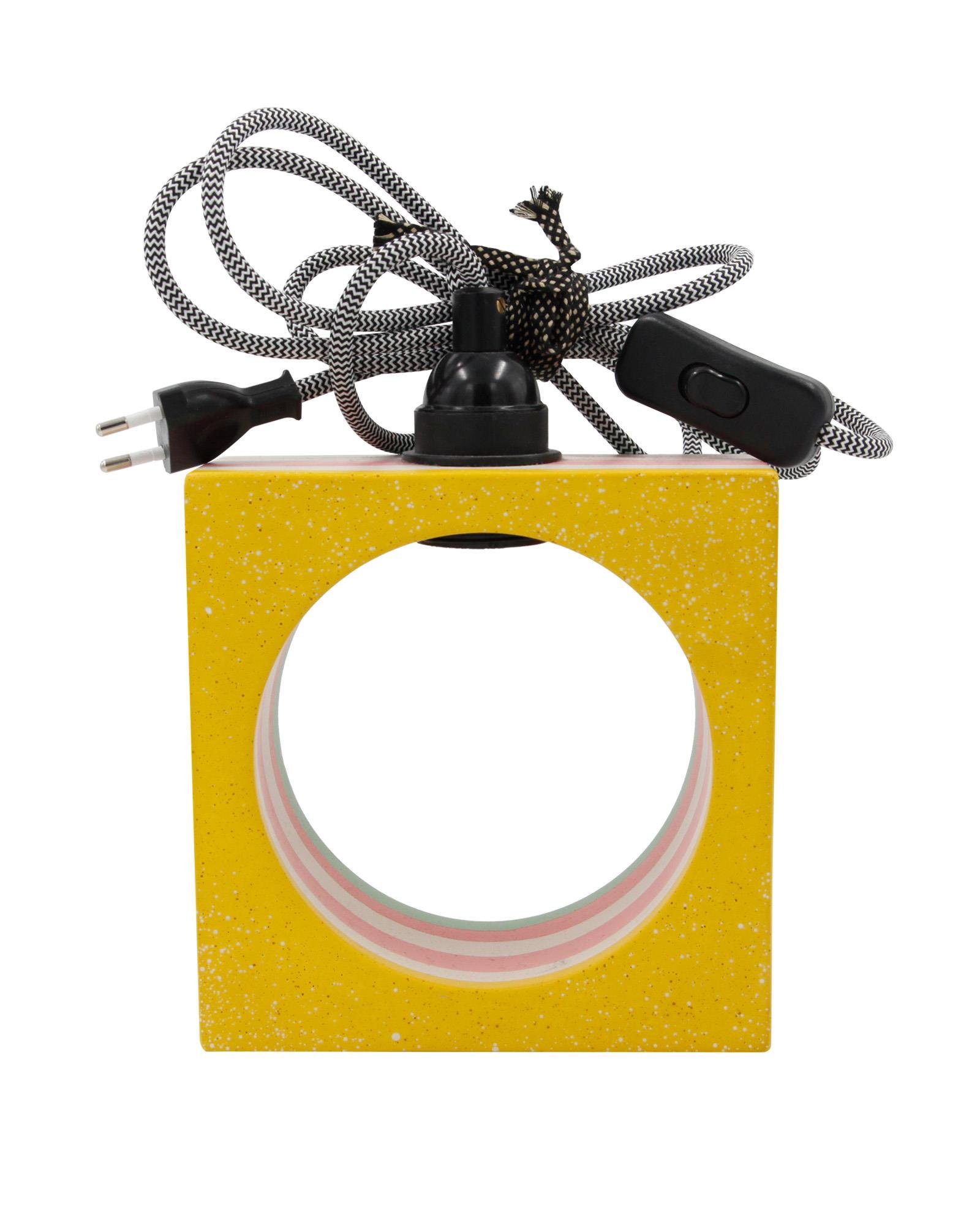 Tehanu Lab Çok Renkli Kare Lamba-II