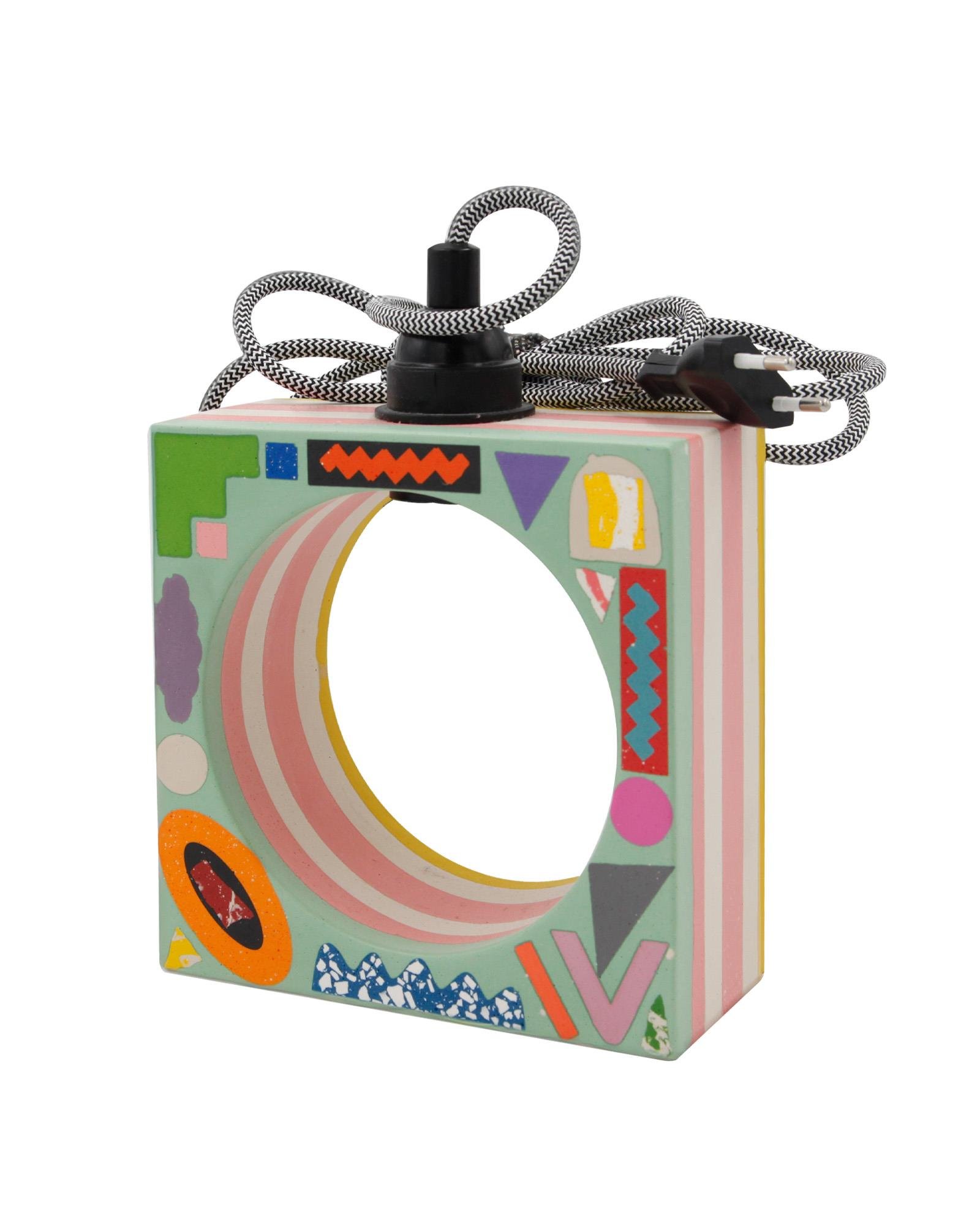 Tehanu Lab Çok Renkli Kare Lamba-II