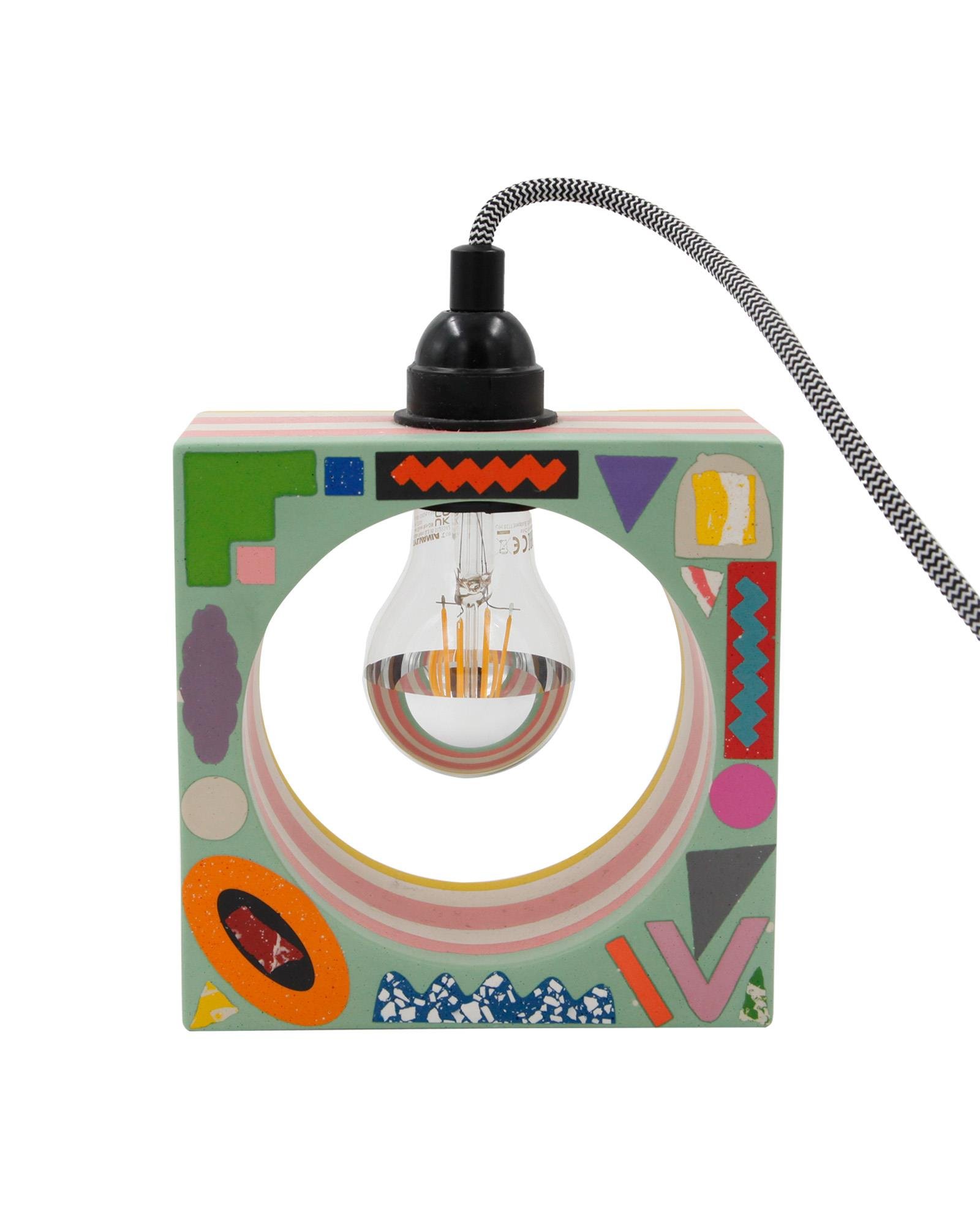 Tehanu Lab Çok Renkli Kare Lamba-II