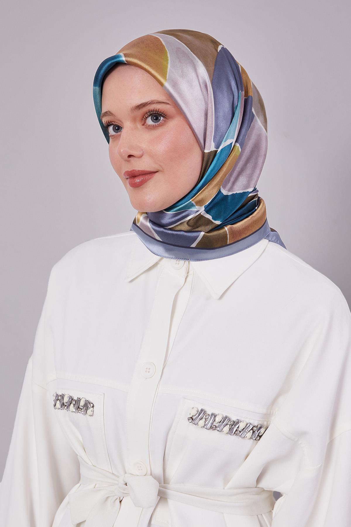 Fivescarf A.Mavi Geometrik Desen Kristal Eşarp