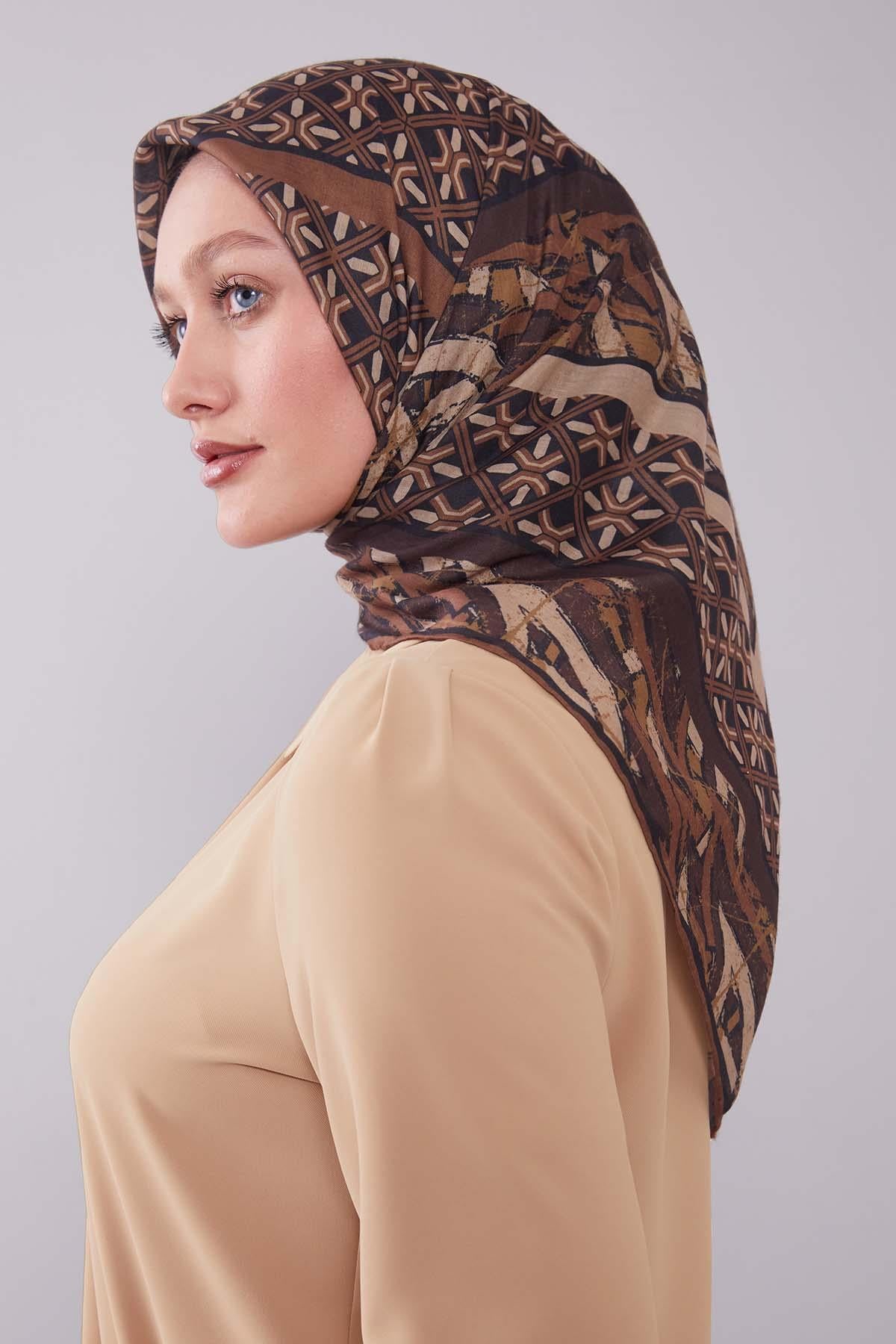 Fivescarf Acı Kahve Geometri Desen Silk Cotton Eşarp