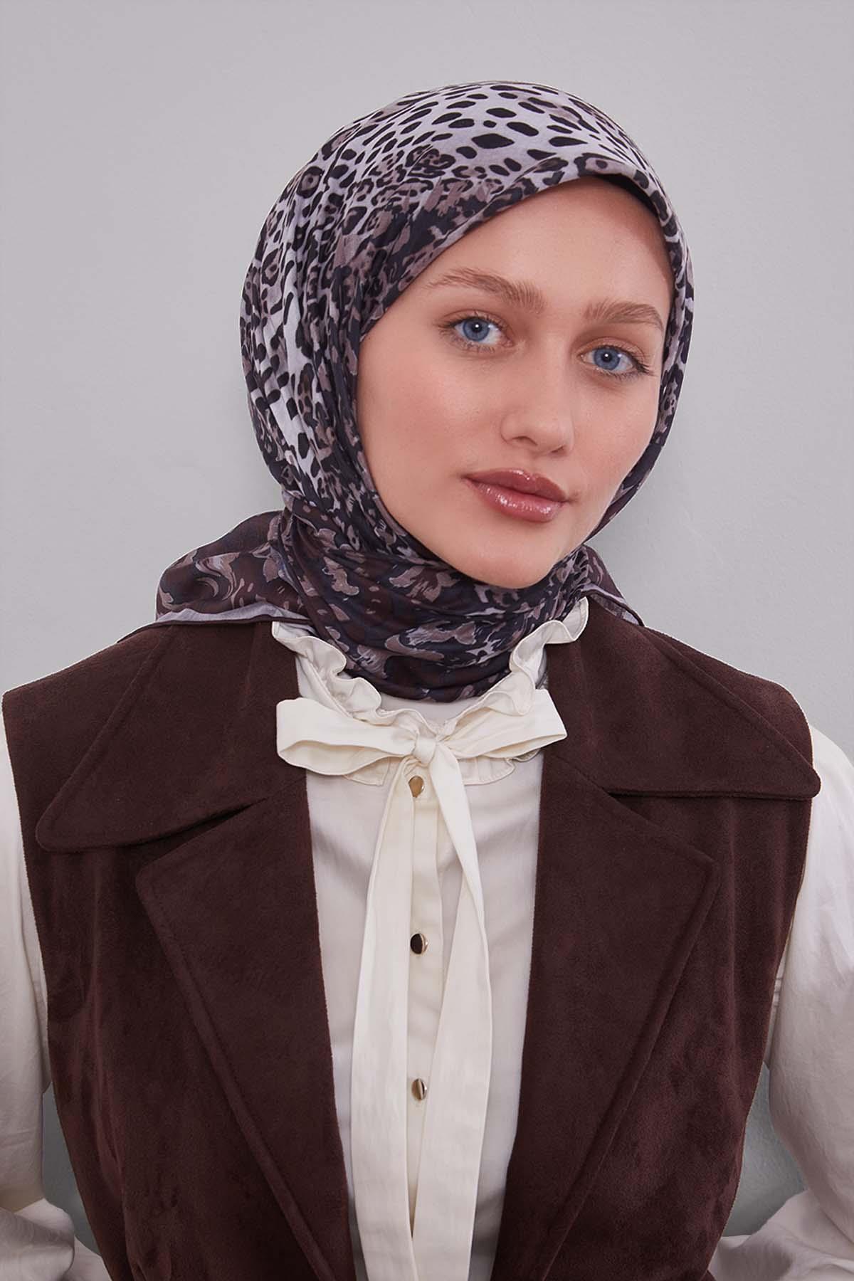Fivescarf Acı Kahve Karışık Leopar Desen Silk Coton Eşarp