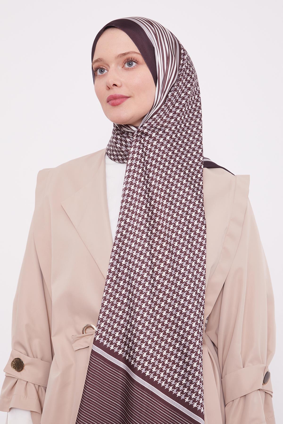 Fivescarf Acı Kahve Kazayağı Desen Brand Şal