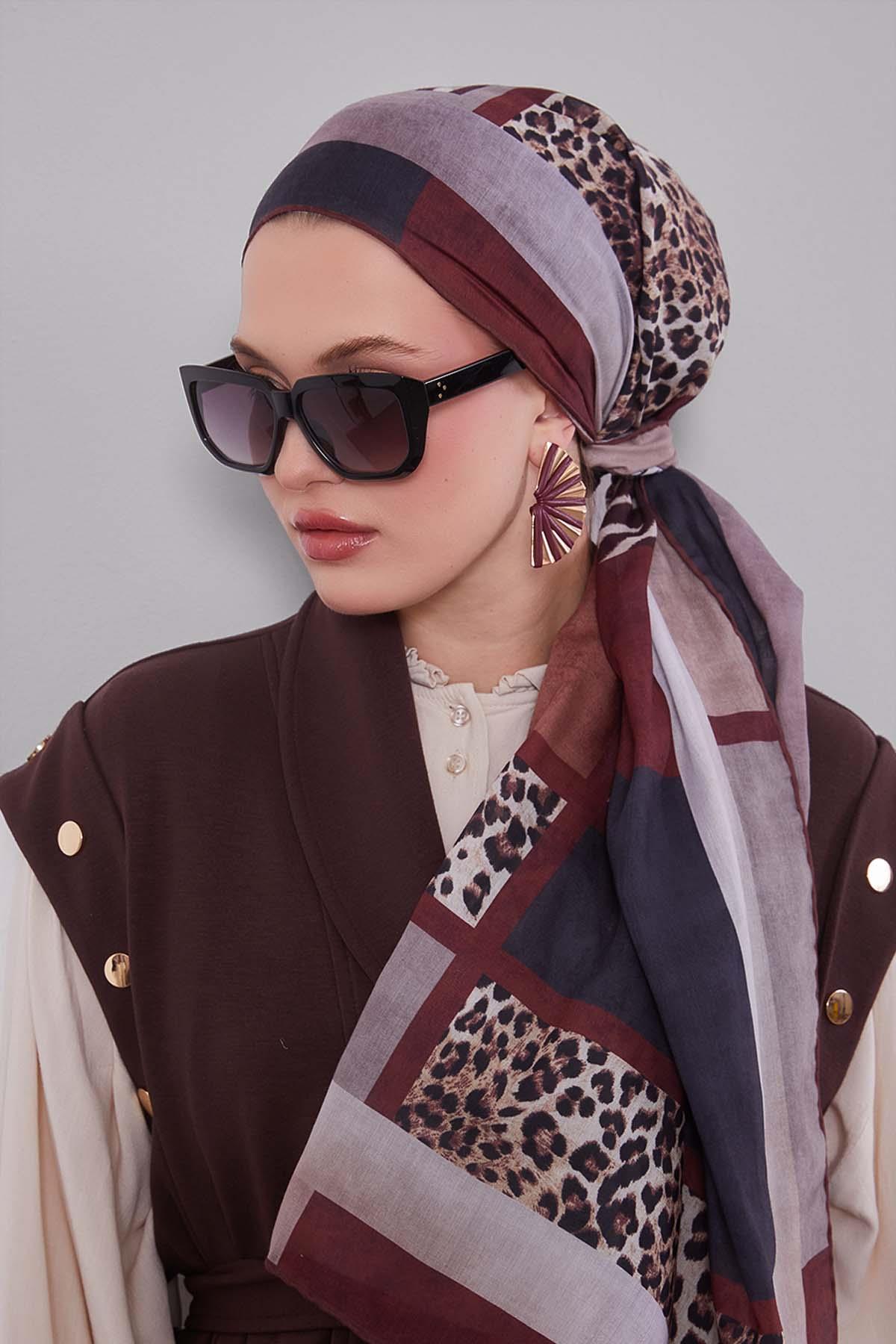 Fivescarf Acı Kahve Kenar Leopar Desenli Slik Coton Eşarp