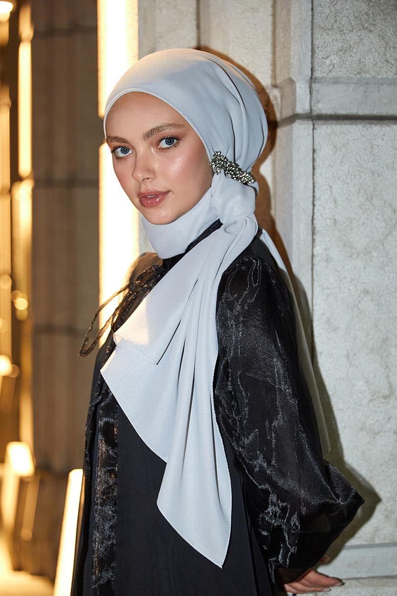 Fivescarf Açık Gri Simli Otto Abiye Şal
