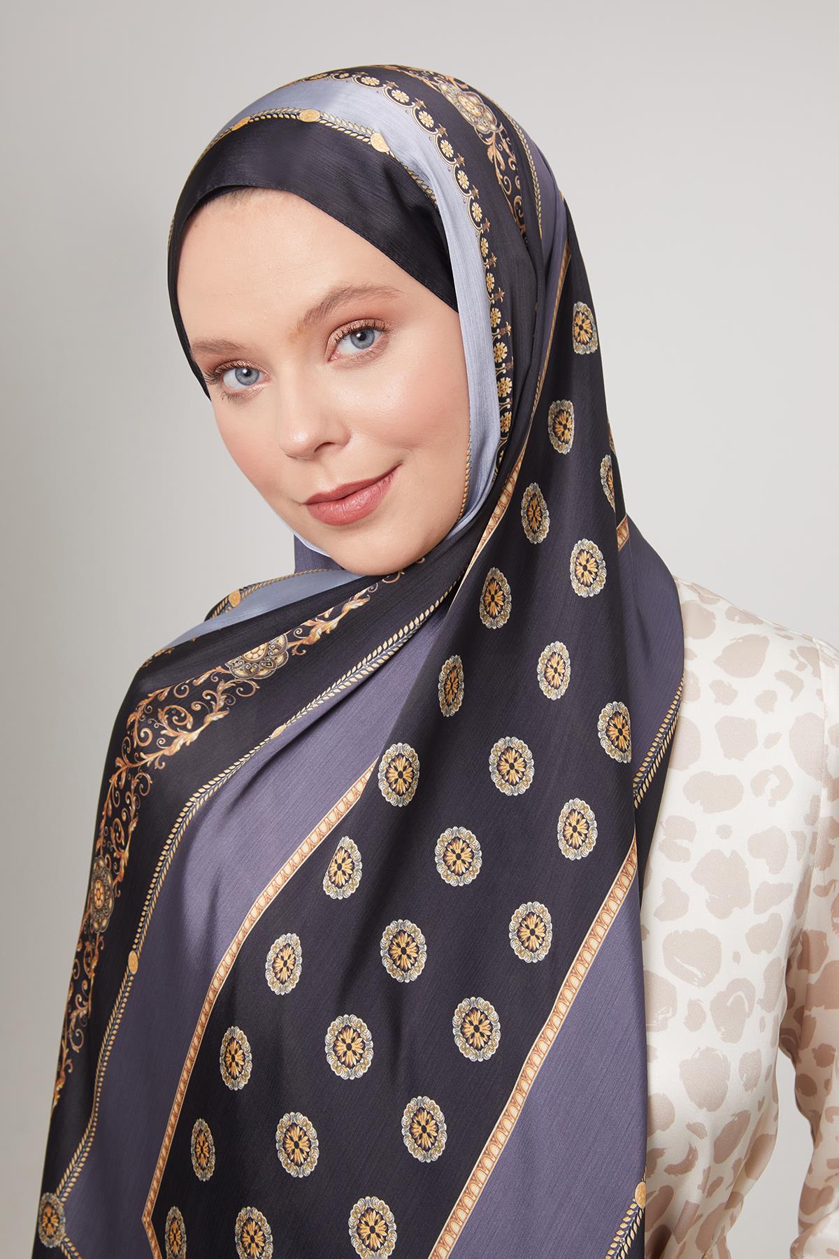 Fivescarf Antrasit Varak İşlemeli Brand Şal