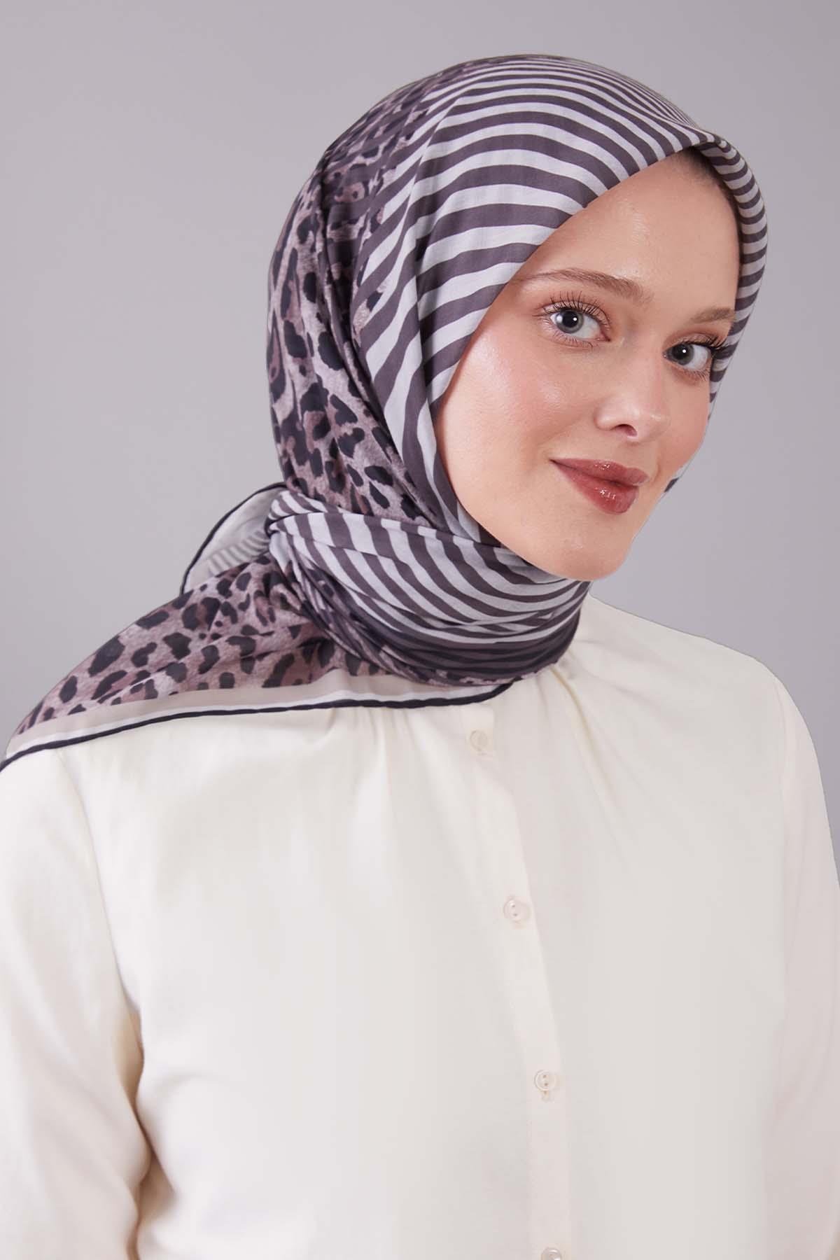 Fivescarf Bej Leopar Desen Silk Coton Eşarp