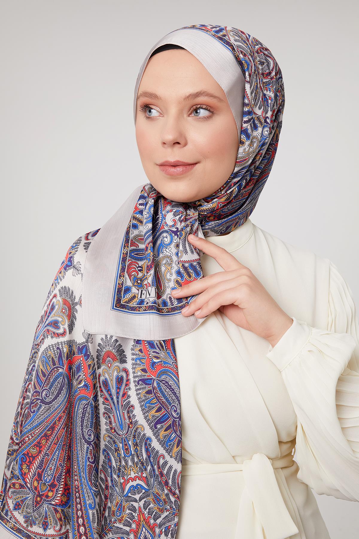 Fivescarf Bej Motif Desen Brand Şal