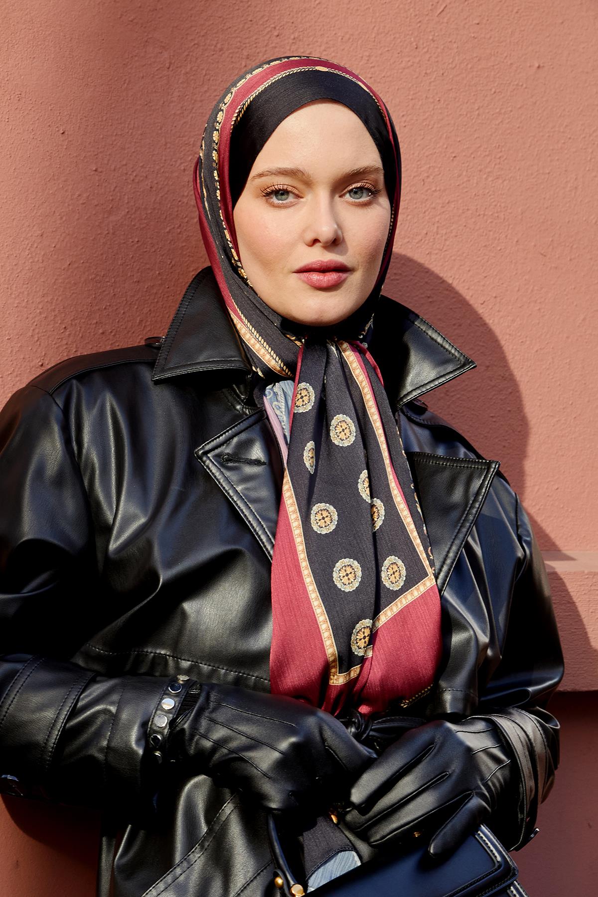 Fivescarf Bordo Varak İşlemeli Brand Şal