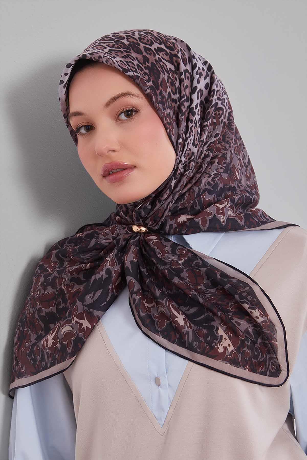Fivescarf Çikolata Kahve Karışık Leopar Desen Silk Coton Eşarp