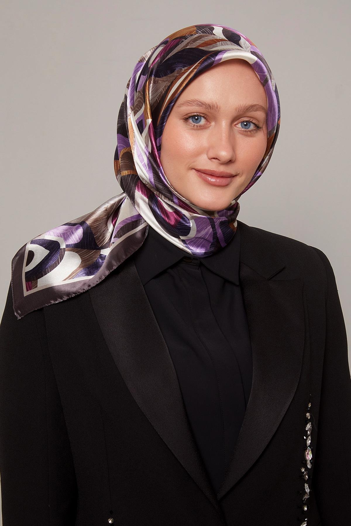 Fivescarf Füme Çiçek Desen Kristal Eşarp