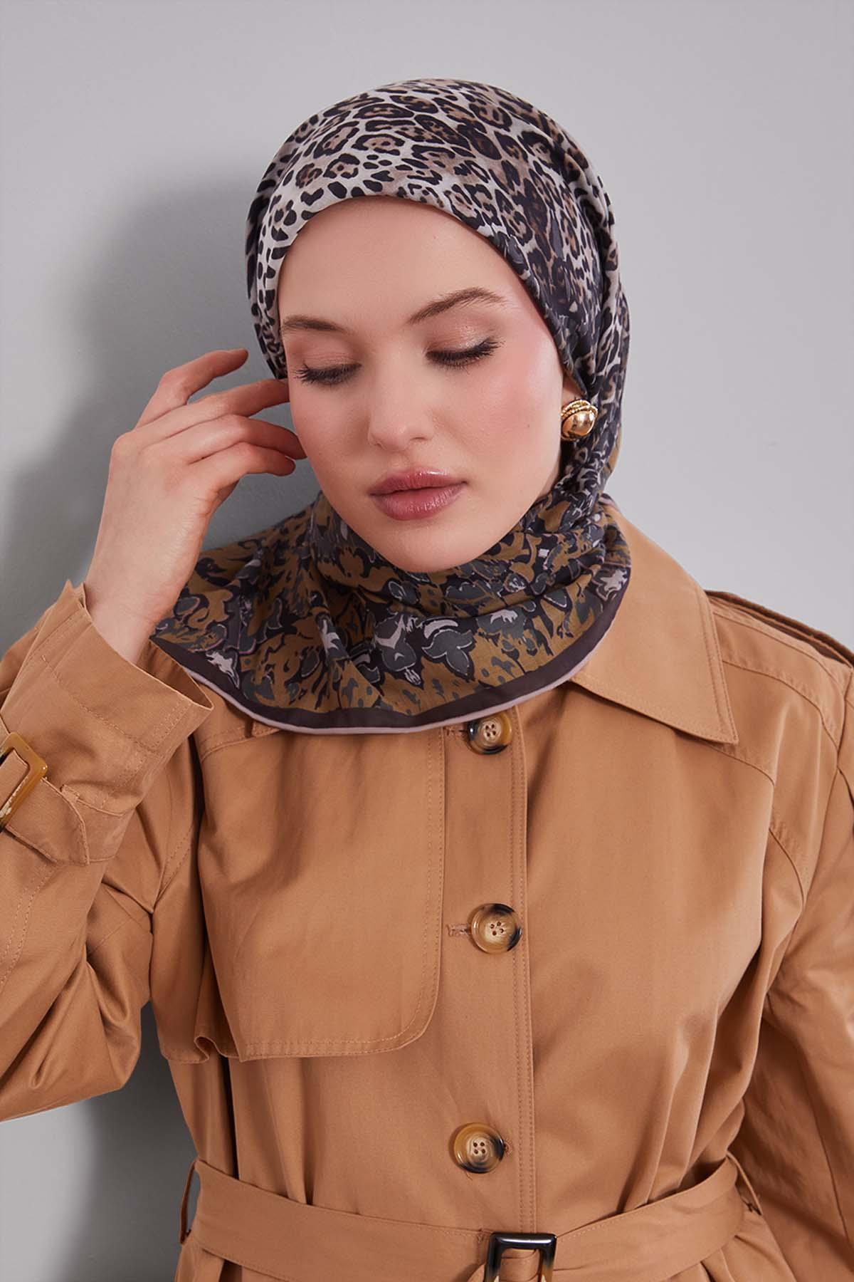 Fivescarf Hardal Karışık Leopar Desen Silk Coton Eşarp