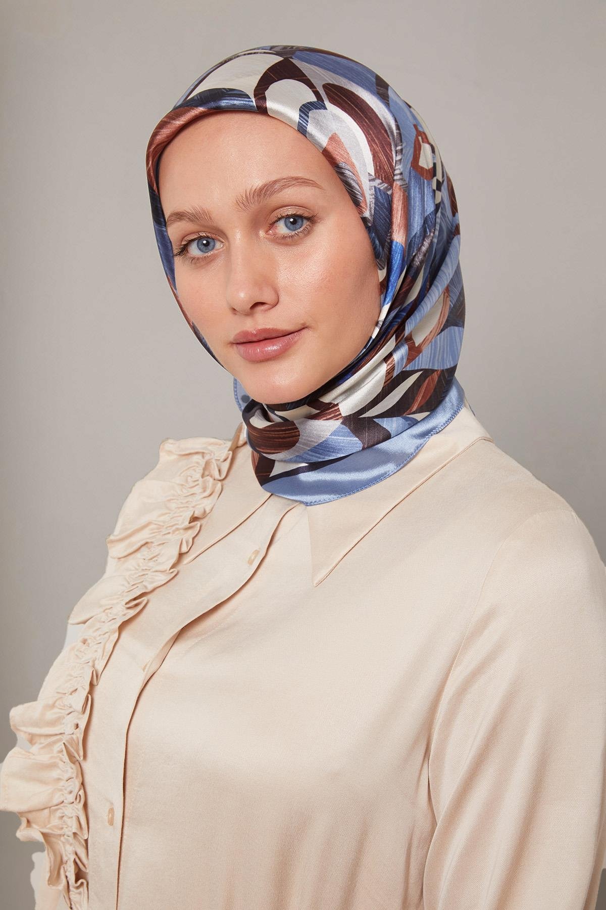 Fivescarf İndigo Çiçek Desen Kristal Eşarp