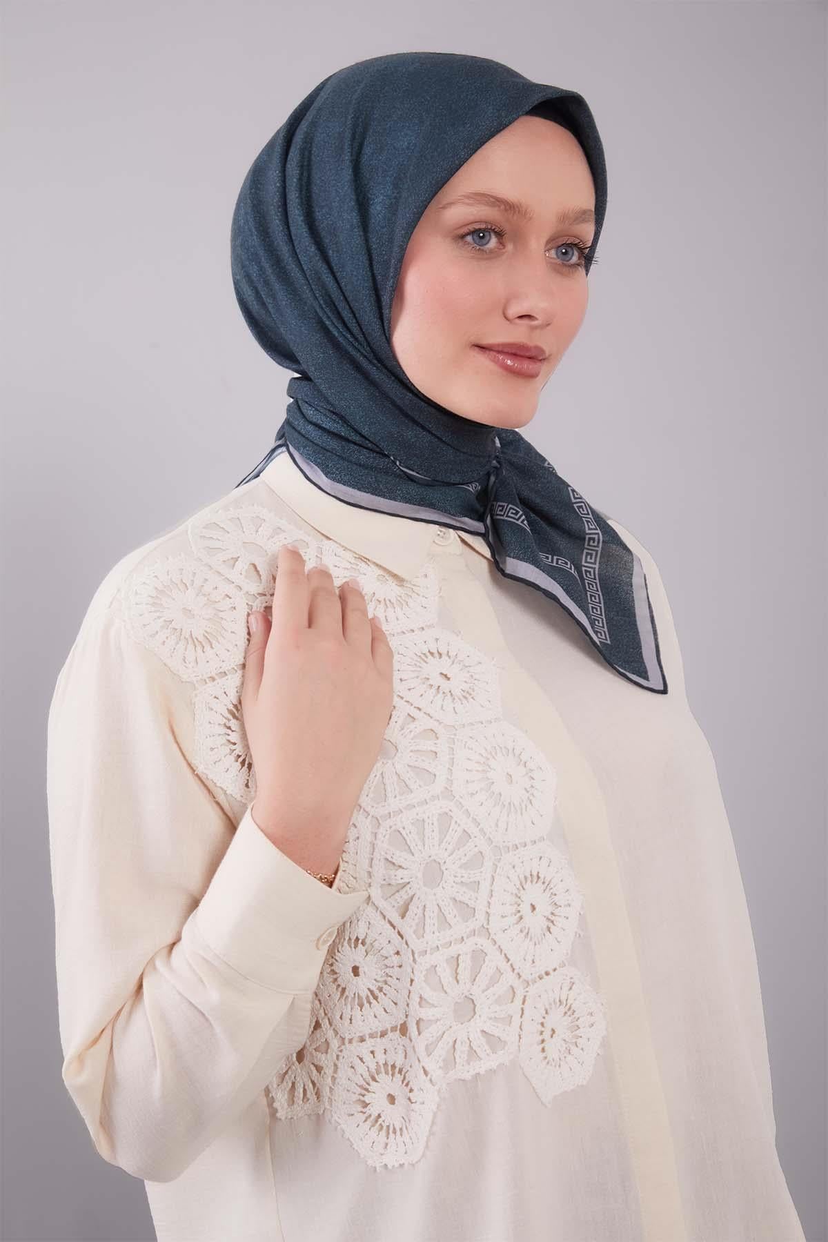 Fivescarf K.Yeşil Kenar Motifli Silk Cotton Eşarp