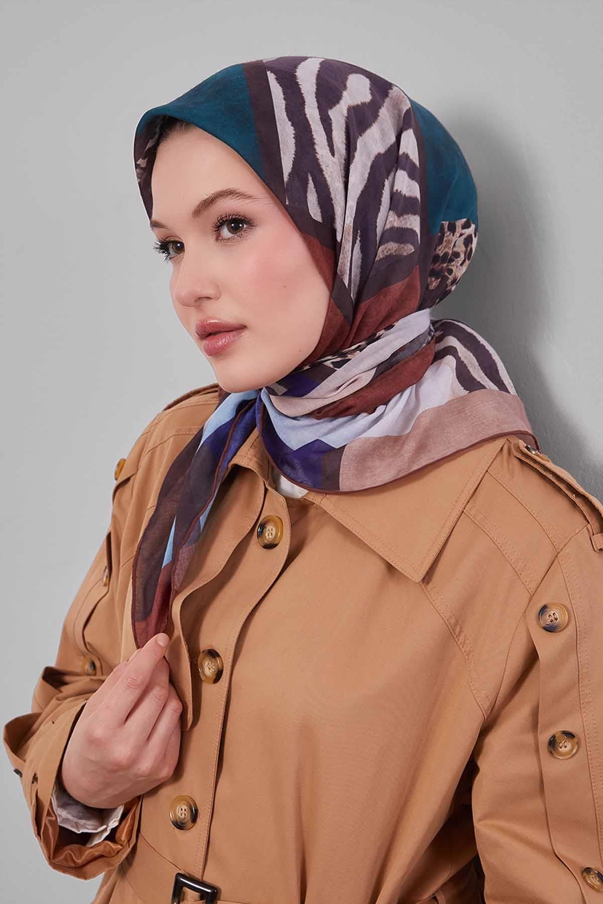 Fivescarf K.Kahve Kenar Leopar Desenli Slik Coton Eşarp
