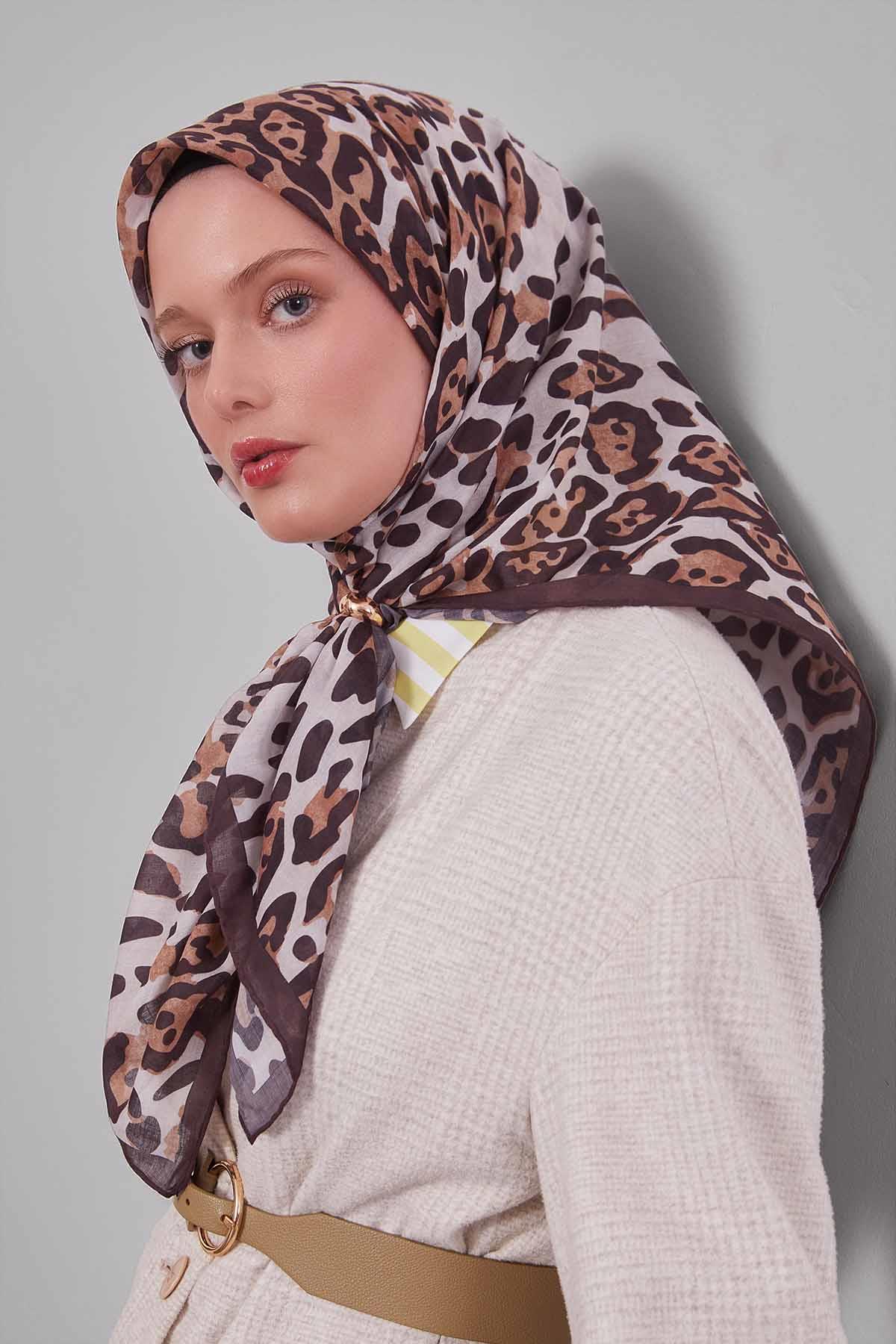 Fivescarf Kahve Leopar Desen Silk Coton Eşarp