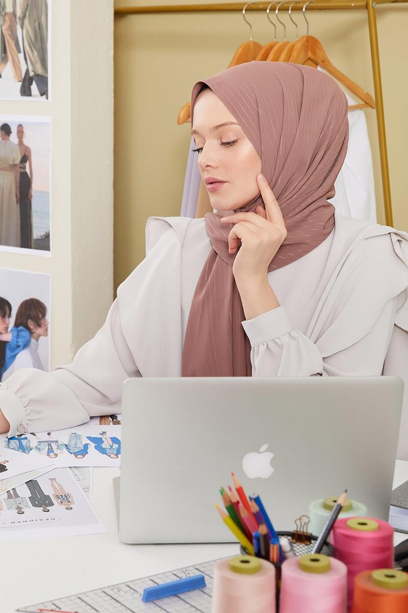 Fivescarf Kahverengi Çizgili Desen Mood Medine İpeği Şal