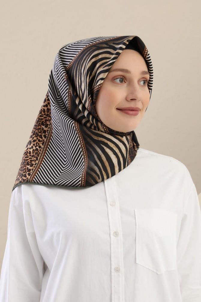 Fivescarf Koyu Kahverengi Twill Digital Eşarp