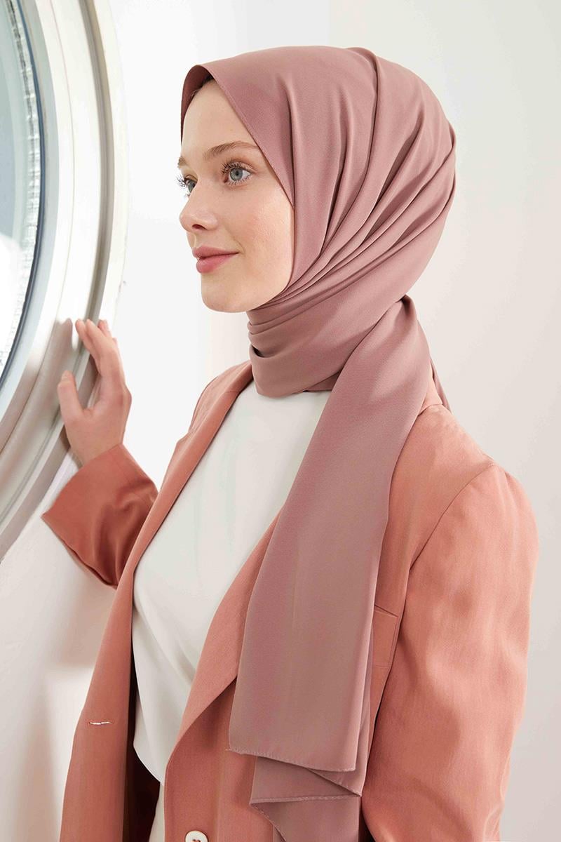Fivescarf Koyu Pembe Medine İpeği Şal
