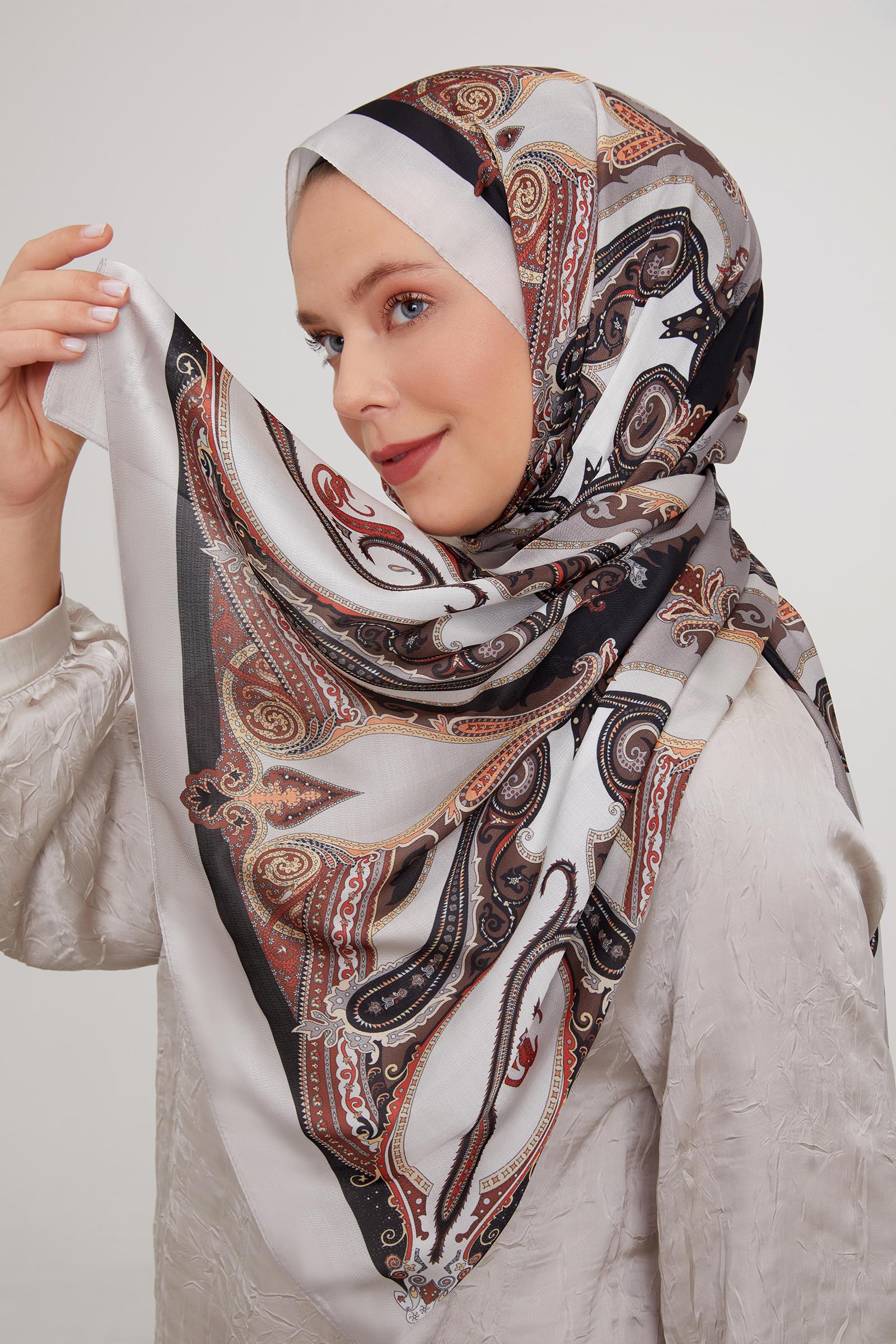 Fivescarf Krem Etnik Çini Desen Vual İpek Şal