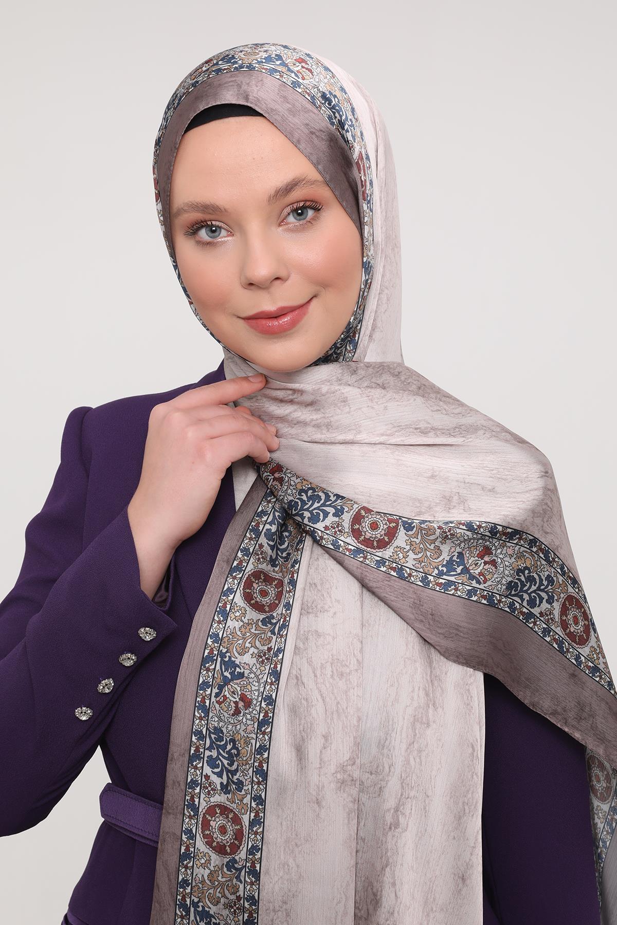 Fivescarf Kum Şeritli Etnik Desen Brand Şal