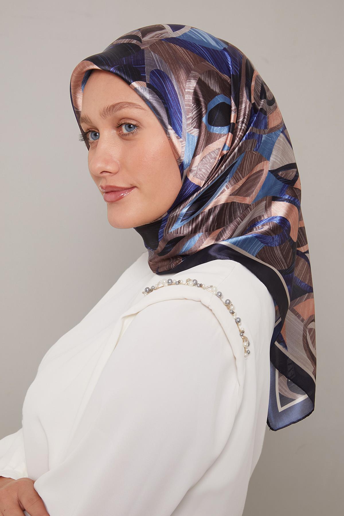 Fivescarf Lacivert Çiçek Desen Kristal Eşarp
